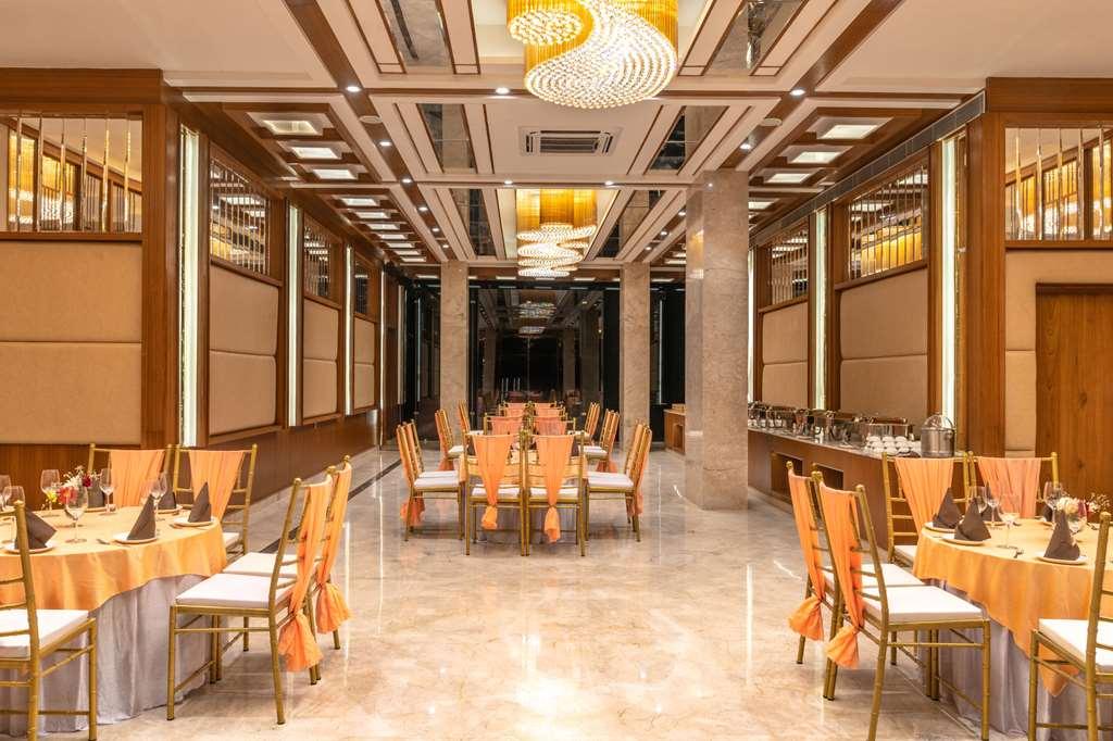 Clarion Hotel Epicure Dehradun Fasilitas foto